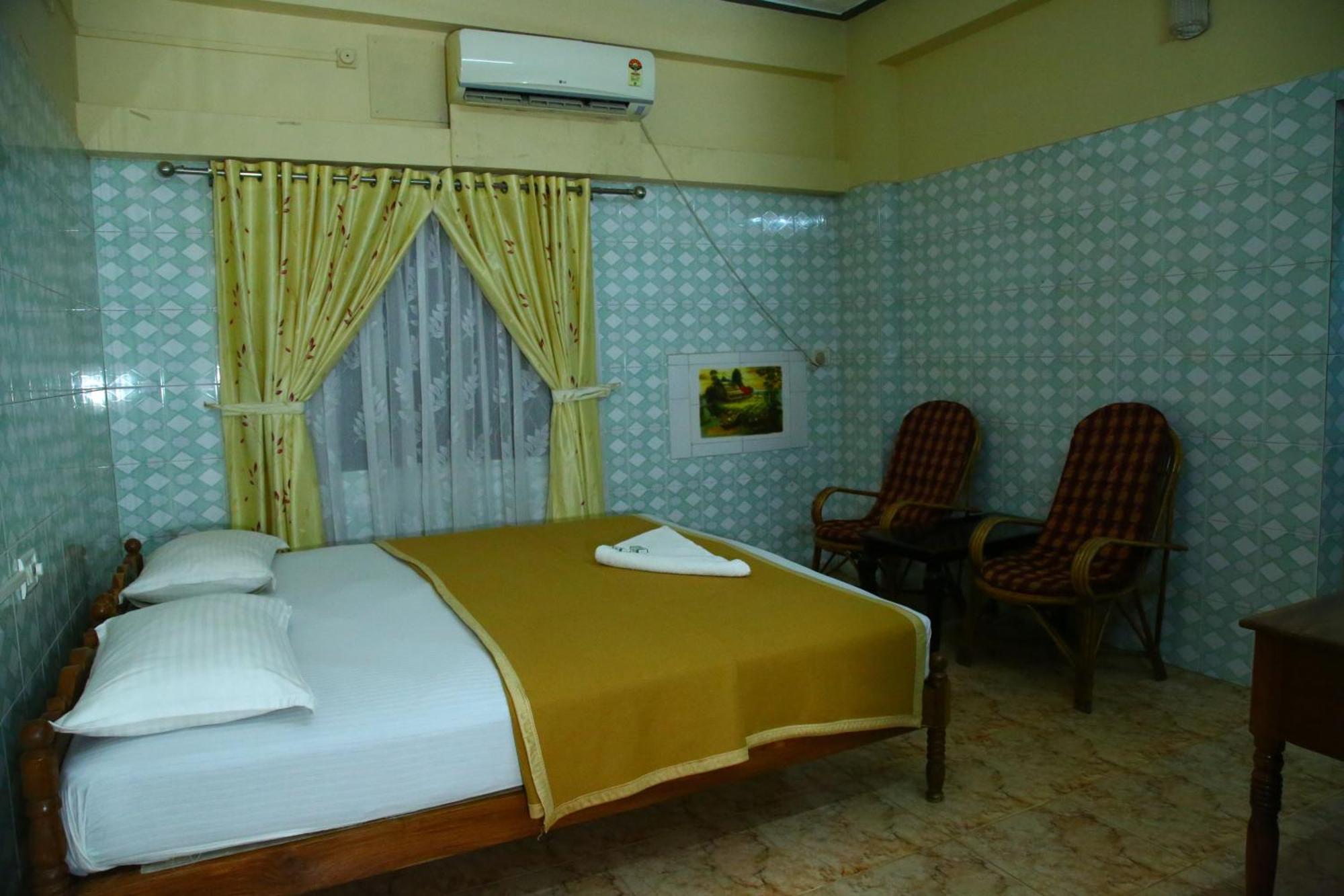 Lake Palace Family Resort Kumarakom Ngoại thất bức ảnh