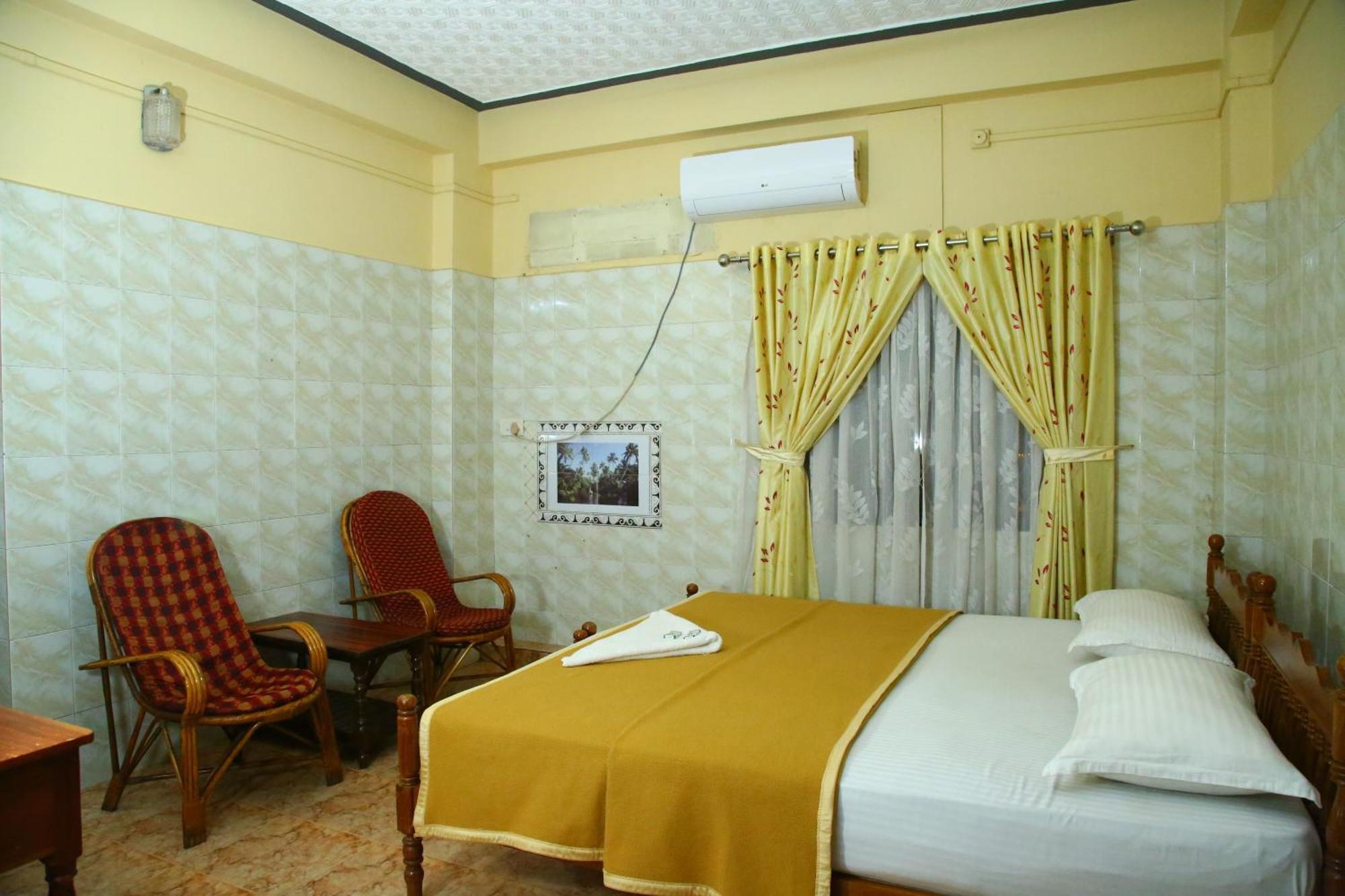 Lake Palace Family Resort Kumarakom Ngoại thất bức ảnh
