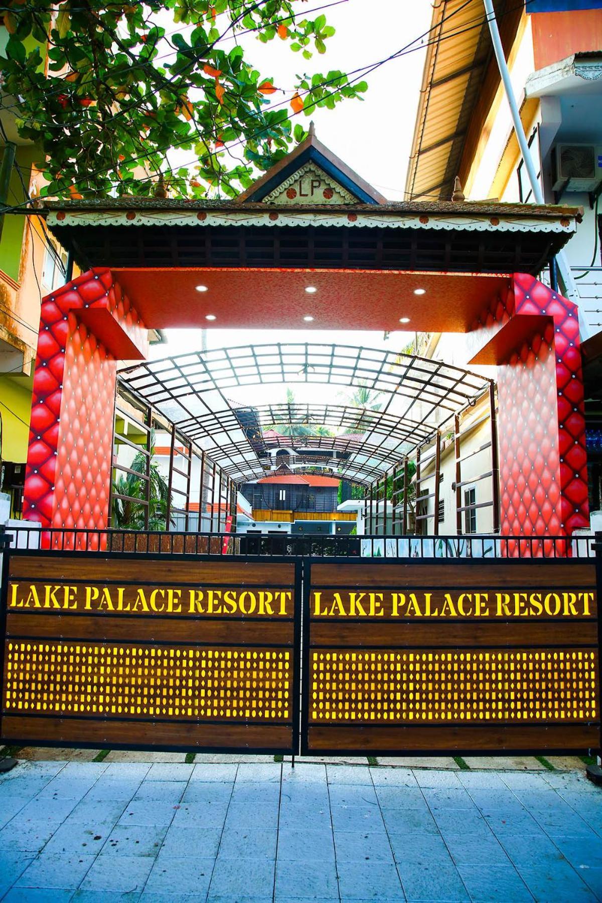 Lake Palace Family Resort Kumarakom Ngoại thất bức ảnh