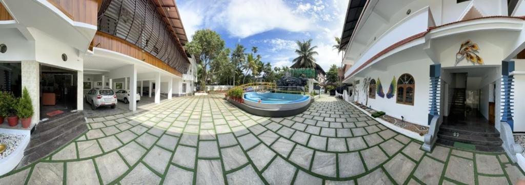 Lake Palace Family Resort Kumarakom Ngoại thất bức ảnh