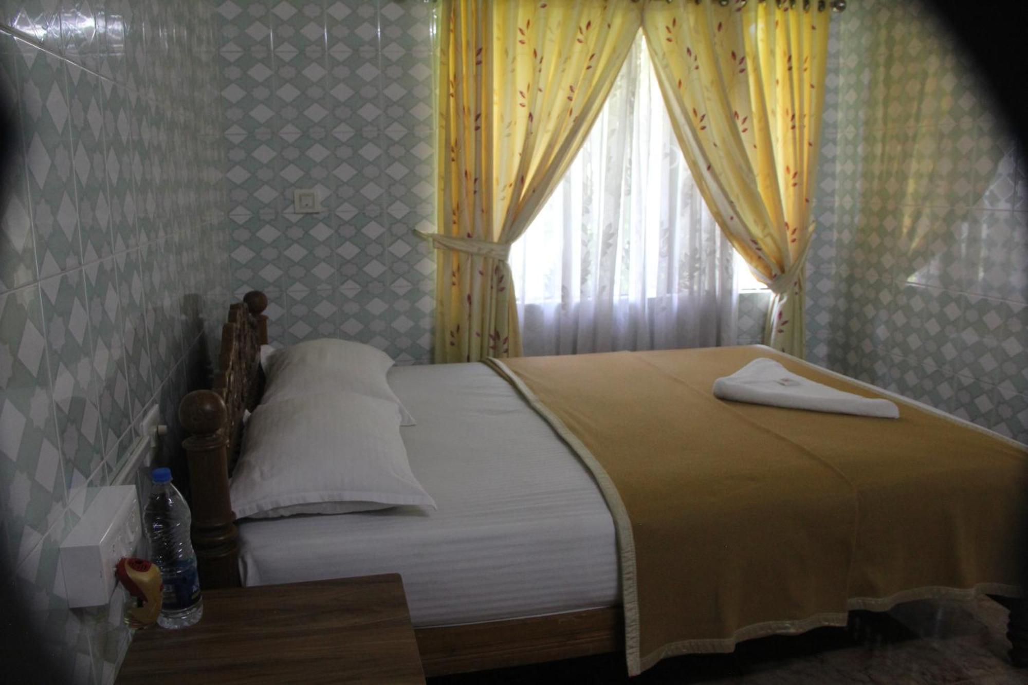 Lake Palace Family Resort Kumarakom Ngoại thất bức ảnh