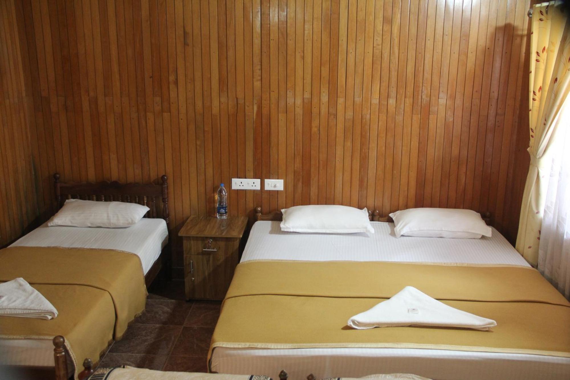 Lake Palace Family Resort Kumarakom Ngoại thất bức ảnh