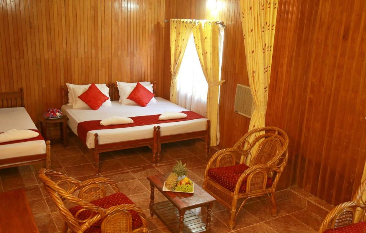 Lake Palace Family Resort Kumarakom Ngoại thất bức ảnh